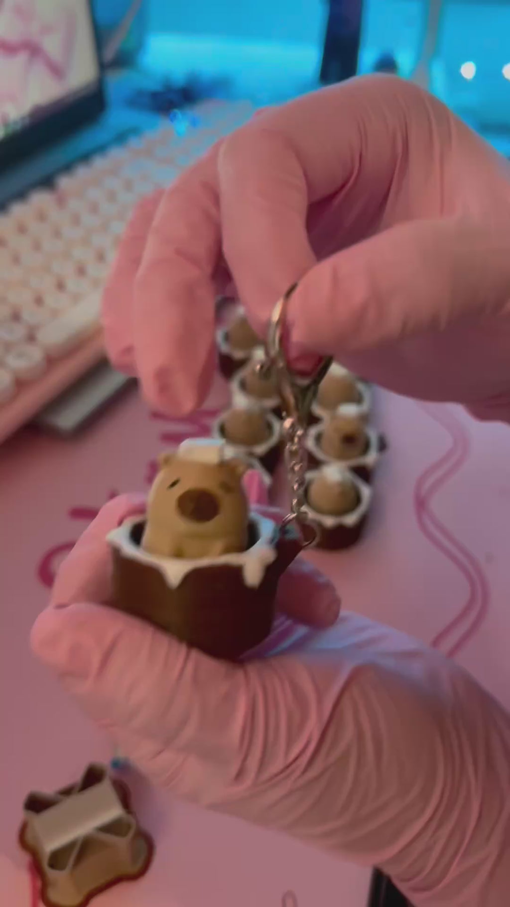 🐹 Tiny capybara. BIG click energy. 🤎✨